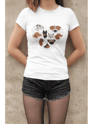 Camiseta Dogs Inside the Heart Feminina