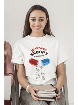 Camiseta Snoopy is Addictive Unissex